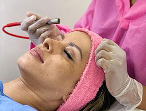 Características Servicio Limpieza facial en Cali