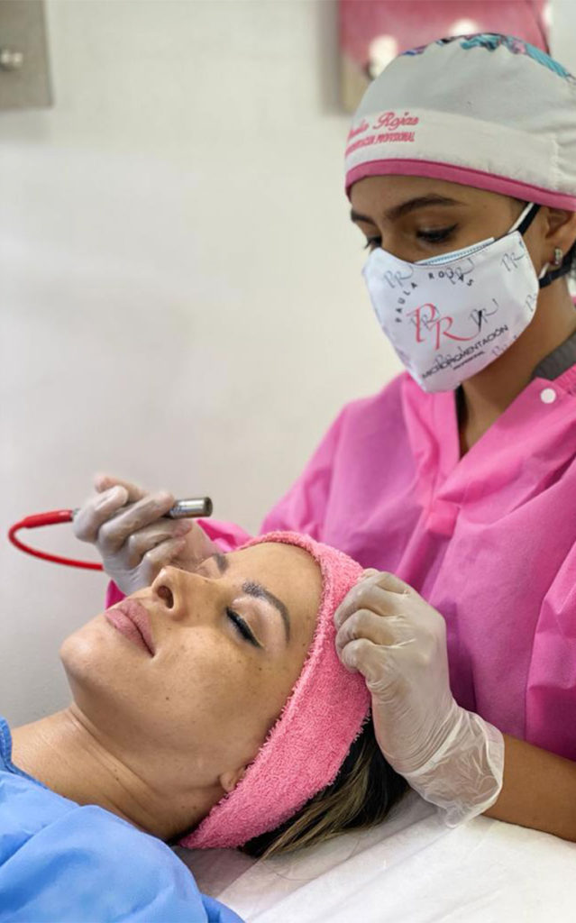 Características Servicio Limpieza facial en Cali